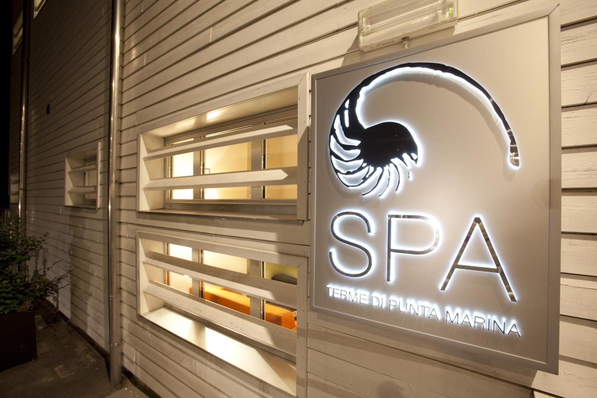 Terme Beach Resort Punta Marina Buitenkant foto