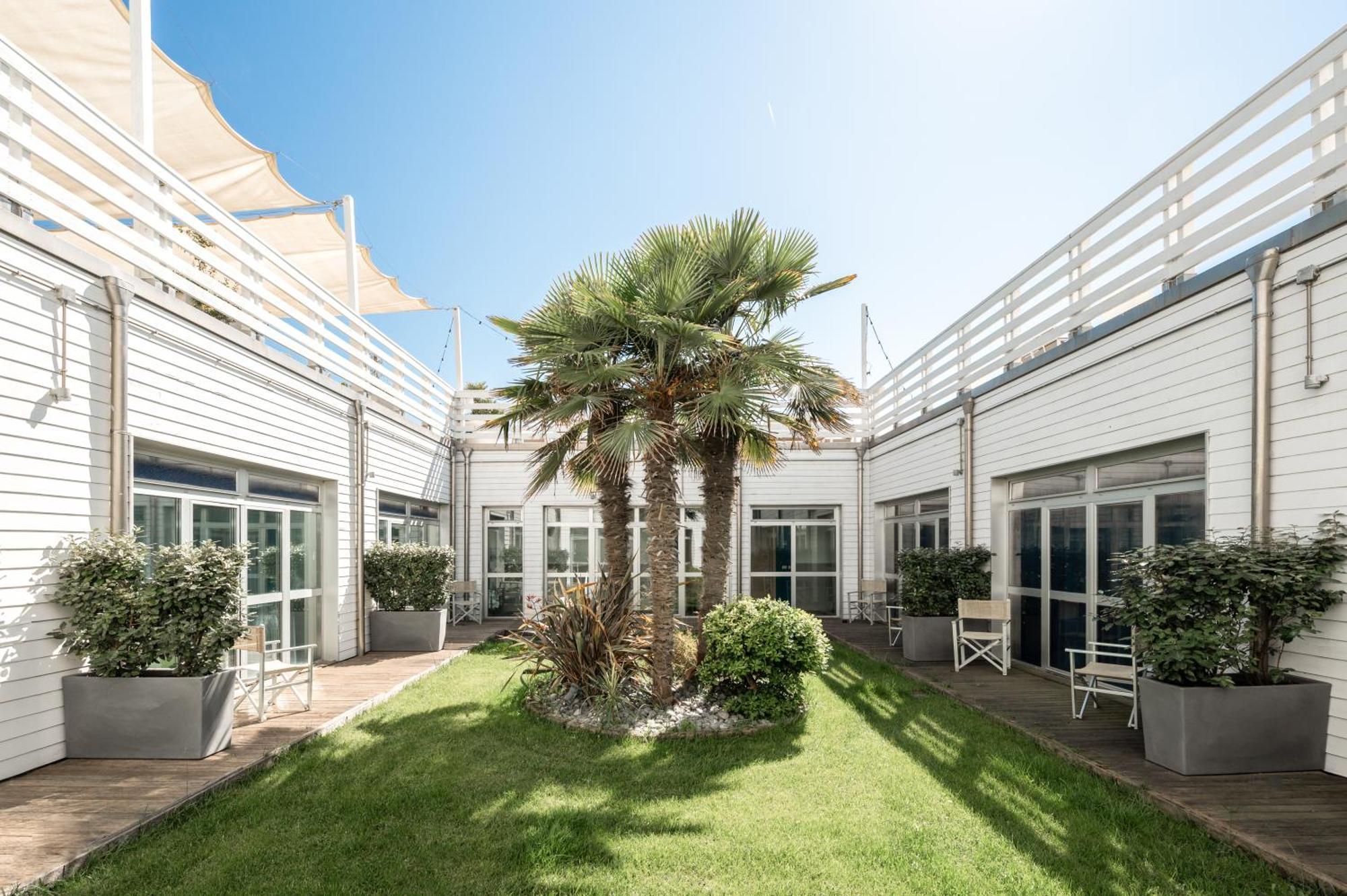 Terme Beach Resort Punta Marina Buitenkant foto