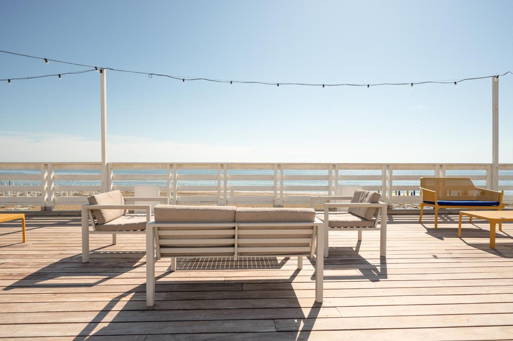 Terme Beach Resort Punta Marina Buitenkant foto