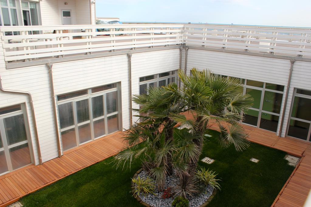 Terme Beach Resort Punta Marina Buitenkant foto