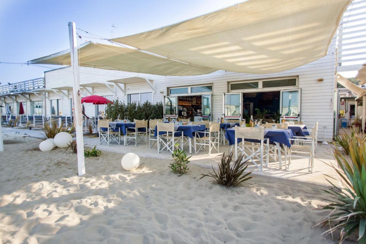 Terme Beach Resort Punta Marina Buitenkant foto